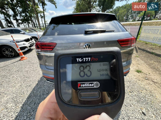 Сірий Фольксваген Atlas Cross Sport, об'ємом двигуна 3.6 л та пробігом 75 тис. км за 33500 $, фото 25 на Automoto.ua