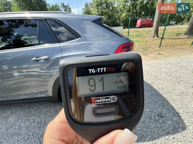 Сірий Фольксваген Atlas Cross Sport, об'ємом двигуна 3.6 л та пробігом 75 тис. км за 33500 $, фото 24 на Automoto.ua