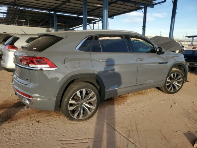 Серый Фольксваген Atlas Cross Sport, объемом двигателя 3.6 л и пробегом 27 тыс. км за 14300 $, фото 5 на Automoto.ua