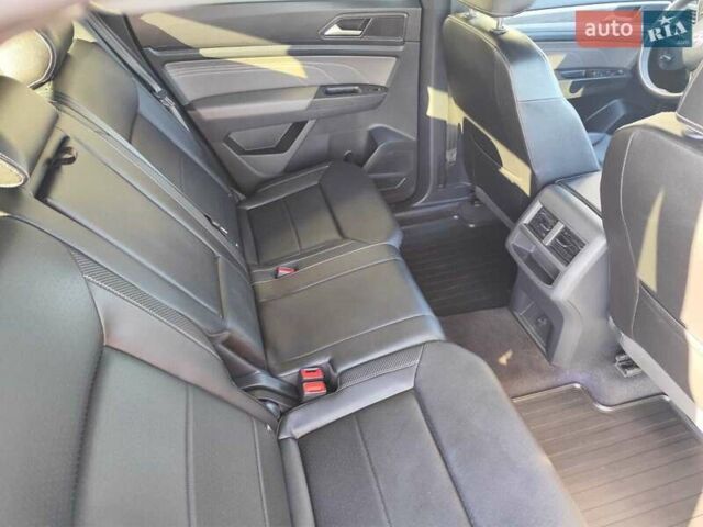 Серый Фольксваген Atlas Cross Sport, объемом двигателя 1.98 л и пробегом 42 тыс. км за 30700 $, фото 21 на Automoto.ua