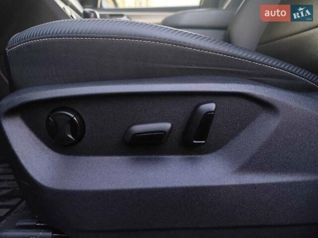 Серый Фольксваген Atlas Cross Sport, объемом двигателя 1.98 л и пробегом 46 тыс. км за 26790 $, фото 46 на Automoto.ua