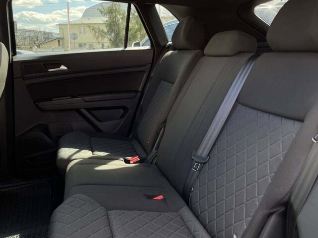 Синий Фольксваген Atlas Cross Sport, объемом двигателя 2 л и пробегом 53 тыс. км за 28400 $, фото 19 на Automoto.ua