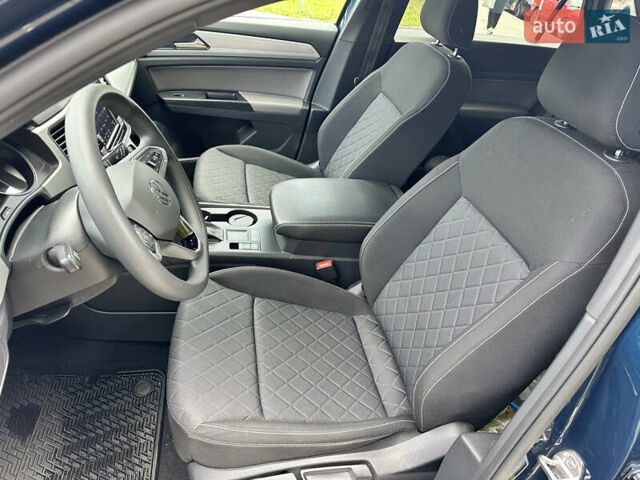 Синий Фольксваген Atlas Cross Sport, объемом двигателя 2 л и пробегом 86 тыс. км за 26400 $, фото 13 на Automoto.ua