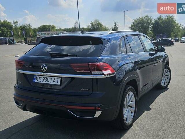 Синий Фольксваген Atlas Cross Sport, объемом двигателя 3.6 л и пробегом 106 тыс. км за 25000 $, фото 2 на Automoto.ua