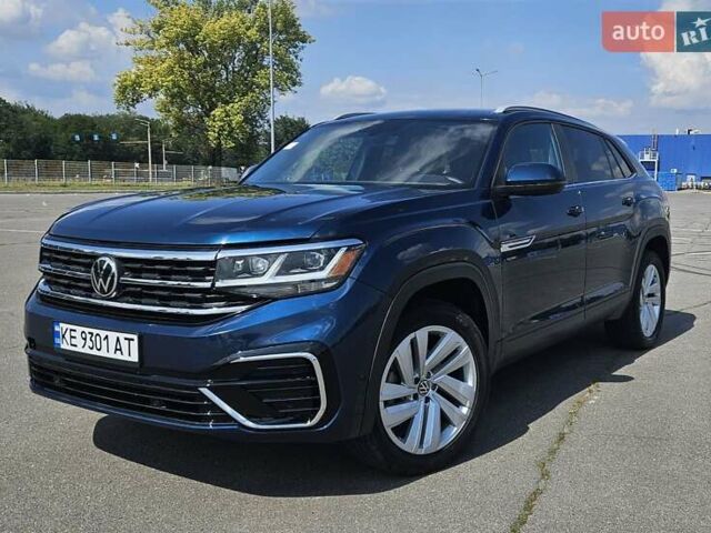 Синий Фольксваген Atlas Cross Sport, объемом двигателя 3.6 л и пробегом 106 тыс. км за 25000 $, фото 5 на Automoto.ua