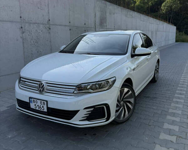 Білий Фольксваген e-Bora, об'ємом двигуна 0 л та пробігом 91 тис. км за 13000 $, фото 2 на Automoto.ua