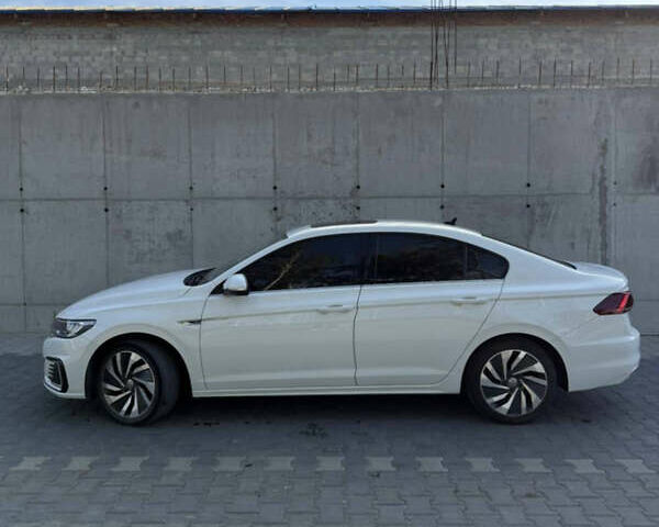 Білий Фольксваген e-Bora, об'ємом двигуна 0 л та пробігом 91 тис. км за 13000 $, фото 3 на Automoto.ua