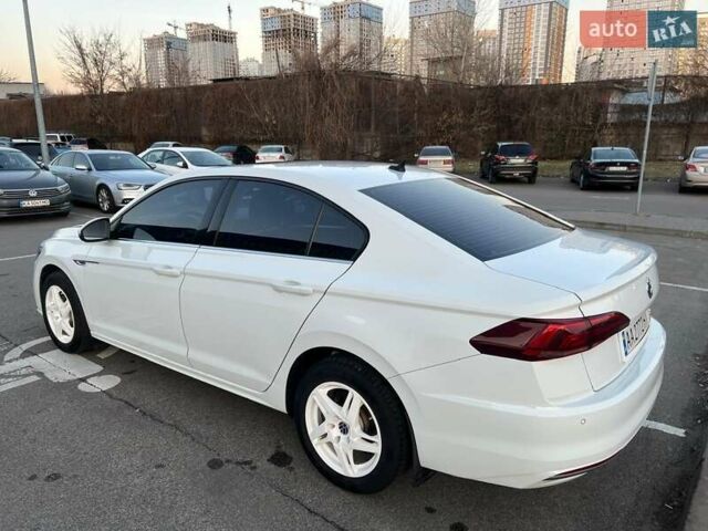 Білий Фольксваген e-Bora, об'ємом двигуна 0 л та пробігом 50 тис. км за 12900 $, фото 8 на Automoto.ua