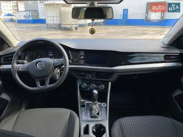 Белый Фольксваген e-Bora, объемом двигателя 0 л и пробегом 82 тыс. км за 13900 $, фото 11 на Automoto.ua