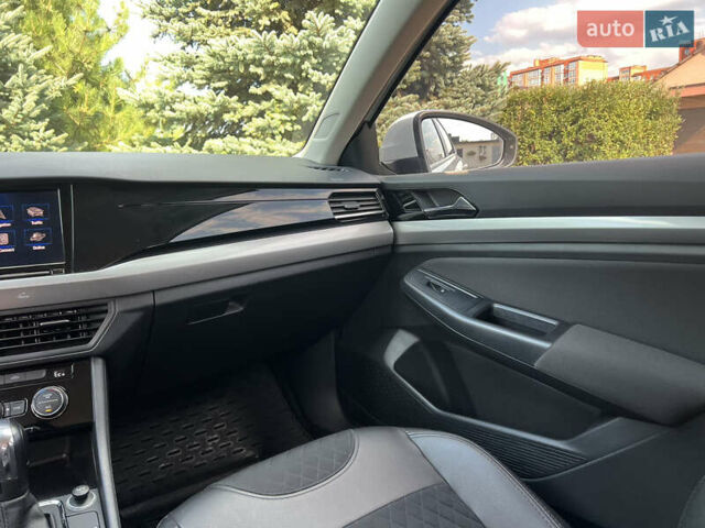 Білий Фольксваген e-Bora, об'ємом двигуна 0 л та пробігом 49 тис. км за 14500 $, фото 16 на Automoto.ua