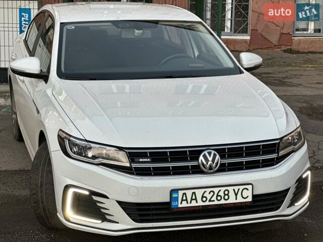 Білий Фольксваген e-Bora, об'ємом двигуна 0 л та пробігом 63 тис. км за 13900 $, фото 16 на Automoto.ua