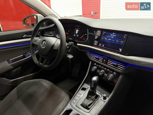 Белый Фольксваген e-Bora, объемом двигателя 0 л и пробегом 46 тыс. км за 17500 $, фото 9 на Automoto.ua