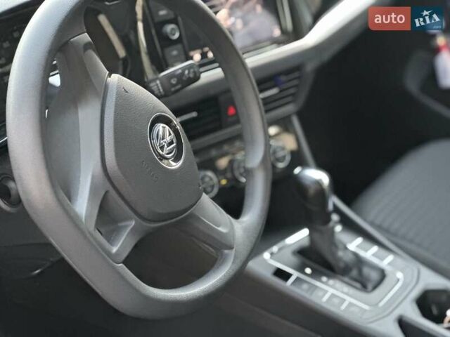 Белый Фольксваген e-Bora, объемом двигателя 0 л и пробегом 63 тыс. км за 13800 $, фото 36 на Automoto.ua