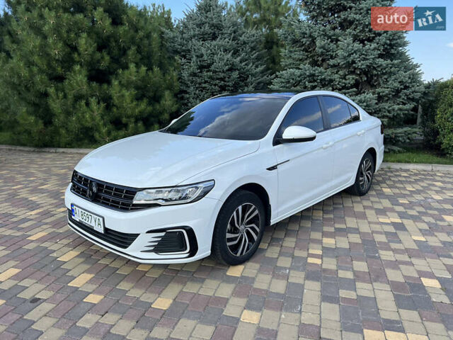 Білий Фольксваген e-Bora, об'ємом двигуна 0 л та пробігом 49 тис. км за 14500 $, фото 1 на Automoto.ua