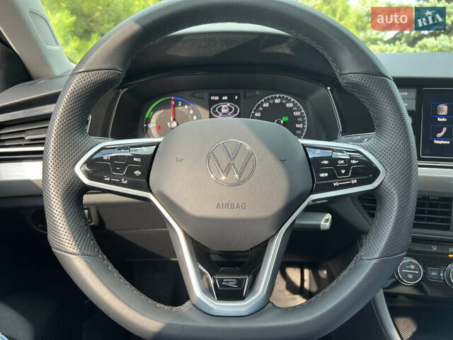 Білий Фольксваген e-Bora, об'ємом двигуна 0 л та пробігом 49 тис. км за 14500 $, фото 12 на Automoto.ua