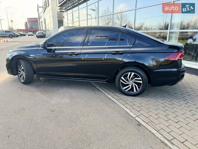 Черный Фольксваген e-Bora, объемом двигателя 0 л и пробегом 48 тыс. км за 15500 $, фото 4 на Automoto.ua