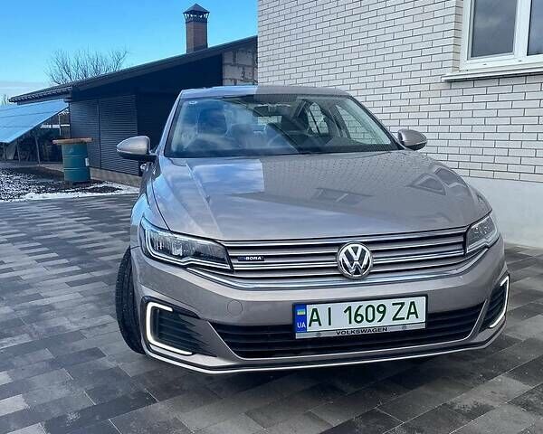 Сірий Фольксваген e-Bora, об'ємом двигуна 0 л та пробігом 50 тис. км за 16999 $, фото 4 на Automoto.ua