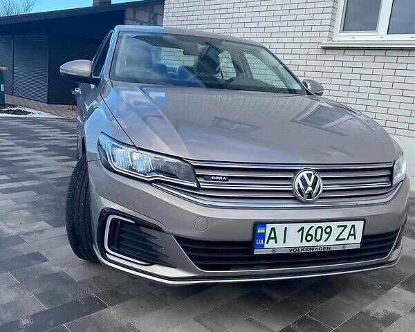 Сірий Фольксваген e-Bora, об'ємом двигуна 0 л та пробігом 50 тис. км за 16999 $, фото 8 на Automoto.ua