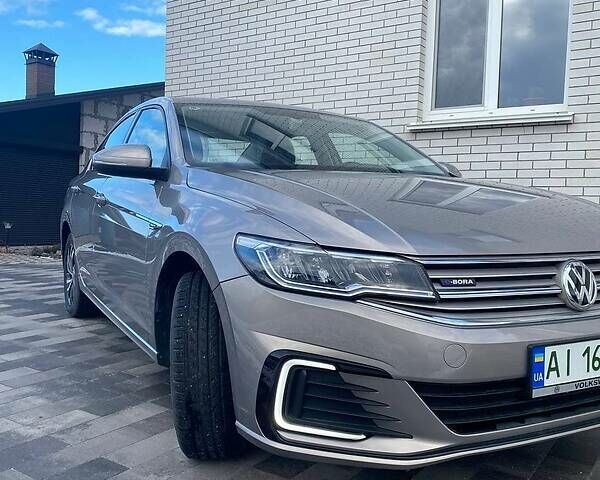 Сірий Фольксваген e-Bora, об'ємом двигуна 0 л та пробігом 50 тис. км за 16999 $, фото 1 на Automoto.ua