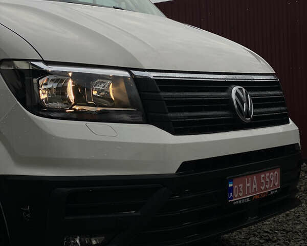 Белый Фольксваген e-Crafter, объемом двигателя 0 л и пробегом 67 тыс. км за 16499 $, фото 5 на Automoto.ua