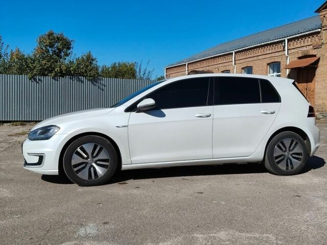 Білий Фольксваген e-Golf, об'ємом двигуна 0 л та пробігом 103 тис. км за 7999 $, фото 10 на Automoto.ua
