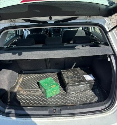 Белый Фольксваген e-Golf, объемом двигателя 0 л и пробегом 214 тыс. км за 7200 $, фото 9 на Automoto.ua