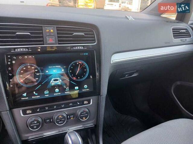 Білий Фольксваген e-Golf, об'ємом двигуна 0 л та пробігом 151 тис. км за 9100 $, фото 29 на Automoto.ua