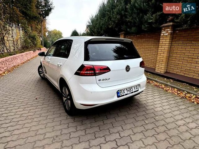Белый Фольксваген e-Golf, объемом двигателя 0 л и пробегом 121 тыс. км за 8500 $, фото 8 на Automoto.ua