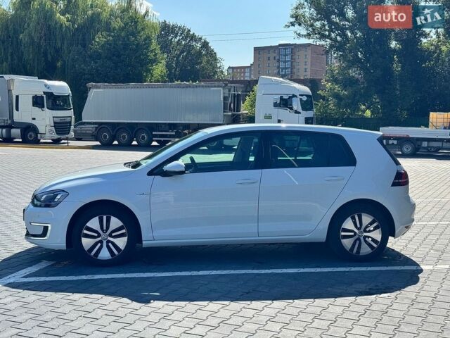 Белый Фольксваген e-Golf, объемом двигателя 0 л и пробегом 153 тыс. км за 8800 $, фото 9 на Automoto.ua
