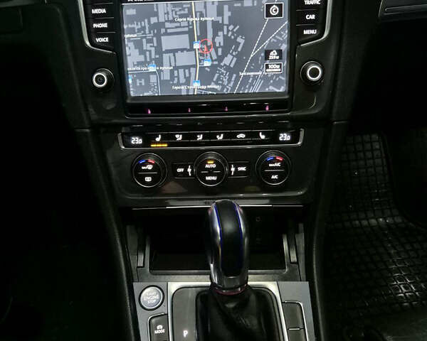 Білий Фольксваген e-Golf, об'ємом двигуна 0 л та пробігом 189 тис. км за 8450 $, фото 10 на Automoto.ua