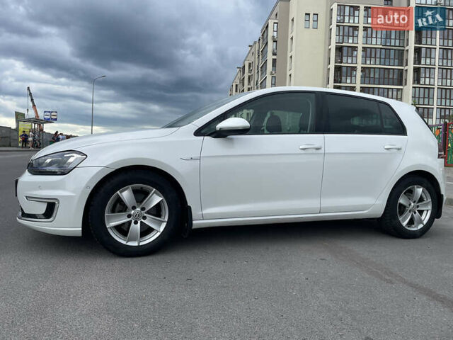 Белый Фольксваген e-Golf, объемом двигателя 0 л и пробегом 92 тыс. км за 9500 $, фото 9 на Automoto.ua