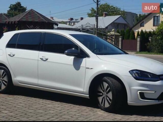 Білий Фольксваген e-Golf, об'ємом двигуна 0 л та пробігом 142 тис. км за 7900 $, фото 9 на Automoto.ua