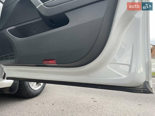 Белый Фольксваген e-Golf, объемом двигателя 0 л и пробегом 92 тыс. км за 9500 $, фото 37 на Automoto.ua