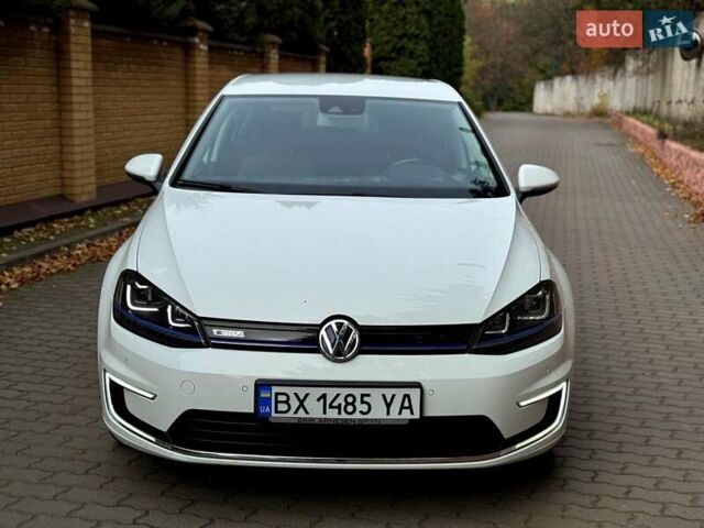 Белый Фольксваген e-Golf, объемом двигателя 0 л и пробегом 121 тыс. км за 8500 $, фото 10 на Automoto.ua