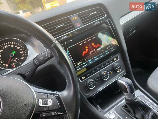 Білий Фольксваген e-Golf, об'ємом двигуна 0 л та пробігом 151 тис. км за 9100 $, фото 24 на Automoto.ua