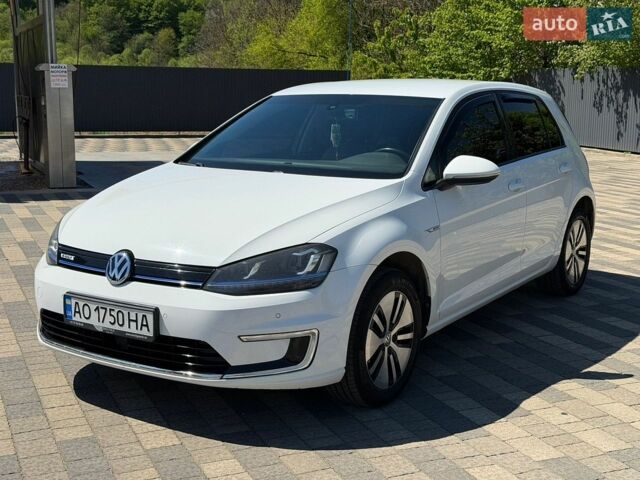 Білий Фольксваген e-Golf, об'ємом двигуна 0 л та пробігом 147 тис. км за 9200 $, фото 12 на Automoto.ua