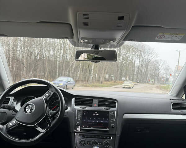 Білий Фольксваген e-Golf, об'ємом двигуна 0 л та пробігом 103 тис. км за 8499 $, фото 23 на Automoto.ua