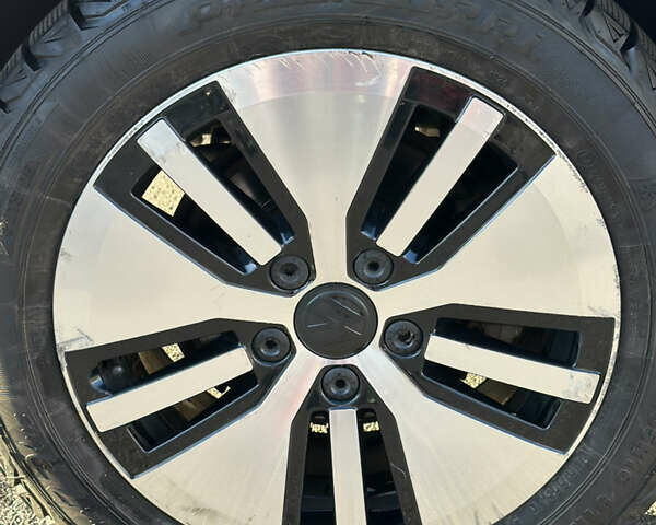 Белый Фольксваген e-Golf, объемом двигателя 0 л и пробегом 114 тыс. км за 10700 $, фото 12 на Automoto.ua