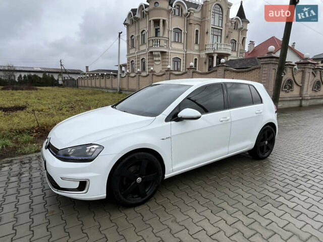 Белый Фольксваген e-Golf, объемом двигателя 0 л и пробегом 104 тыс. км за 9000 $, фото 3 на Automoto.ua