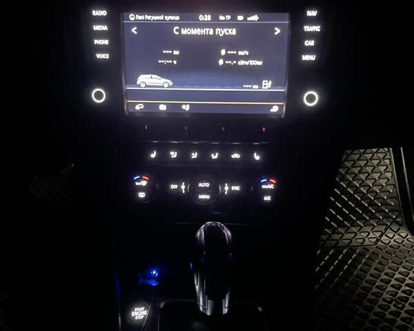 Белый Фольксваген e-Golf, объемом двигателя 0 л и пробегом 92 тыс. км за 9500 $, фото 56 на Automoto.ua