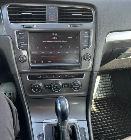 Белый Фольксваген e-Golf, объемом двигателя 0 л и пробегом 214 тыс. км за 7200 $, фото 8 на Automoto.ua