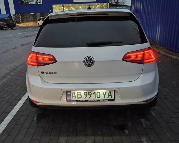 Белый Фольксваген e-Golf, объемом двигателя 0 л и пробегом 186 тыс. км за 8700 $, фото 3 на Automoto.ua