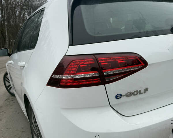 Білий Фольксваген e-Golf, об'ємом двигуна 0 л та пробігом 103 тис. км за 8499 $, фото 8 на Automoto.ua