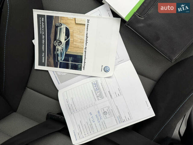 Белый Фольксваген e-Golf, объемом двигателя 0 л и пробегом 99 тыс. км за 8450 $, фото 21 на Automoto.ua