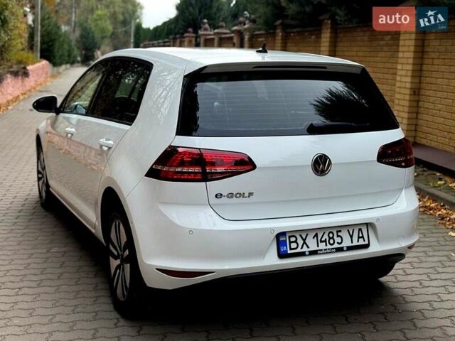 Белый Фольксваген e-Golf, объемом двигателя 0 л и пробегом 121 тыс. км за 8500 $, фото 3 на Automoto.ua