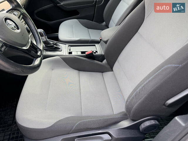 Білий Фольксваген e-Golf, об'ємом двигуна 0 л та пробігом 149 тис. км за 8200 $, фото 16 на Automoto.ua