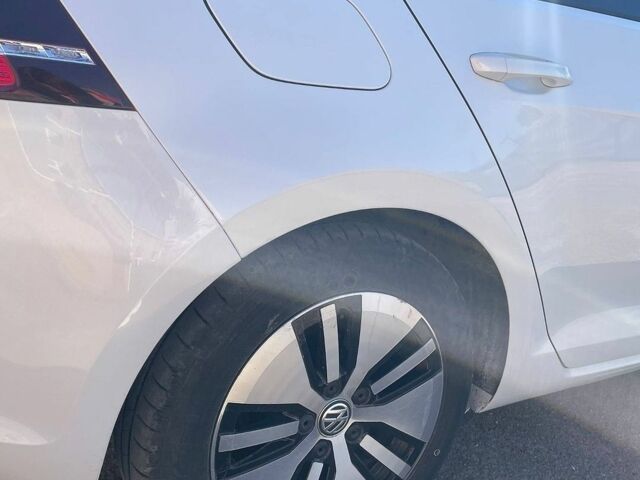 Білий Фольксваген e-Golf, об'ємом двигуна 0 л та пробігом 103 тис. км за 7999 $, фото 14 на Automoto.ua