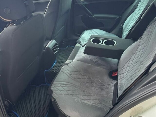 Білий Фольксваген e-Golf, об'ємом двигуна 0 л та пробігом 190 тис. км за 7999 $, фото 10 на Automoto.ua
