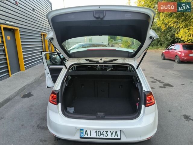Білий Фольксваген e-Golf, об'ємом двигуна 0 л та пробігом 165 тис. км за 8500 $, фото 7 на Automoto.ua