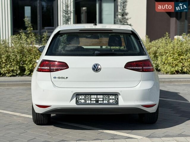 Белый Фольксваген e-Golf, объемом двигателя 0 л и пробегом 71 тыс. км за 8700 $, фото 4 на Automoto.ua